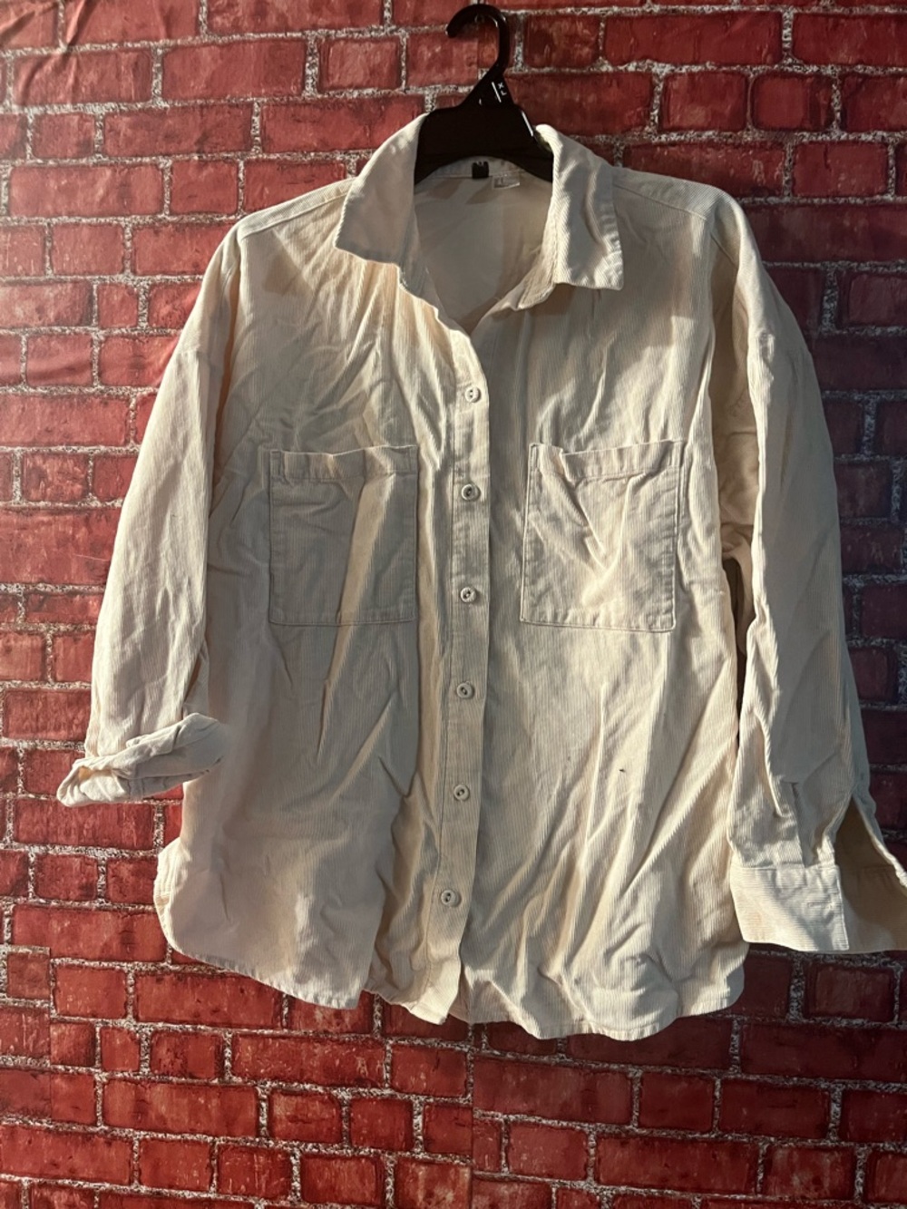 H&M Cream Long-Sleeve Casual Button-Down Shirt ( Rm85)